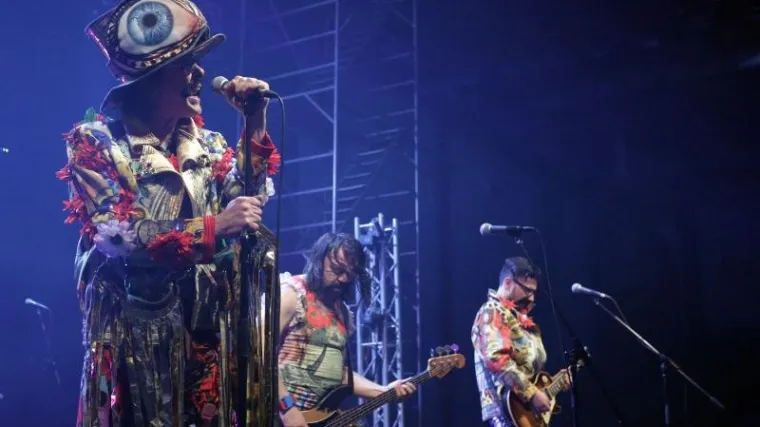 'Soundtrack' za revoluciju: Let 3 je ponovno na prvoj crti obrane