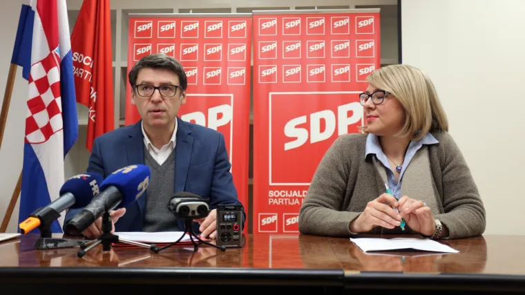 'Hrvatska nema Vladu nego kaotični, eksperimentalni incident čiju cijenu plaćaju građani'