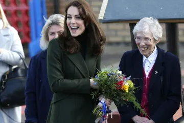 Vojvotkinja Kate i u 'recikliranom' kaputu izgleda besprijekorno!