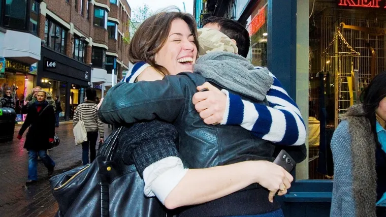 Međimurski policajci, čelnici Čakovca i Županije dijelit će besplatne zagrljaje