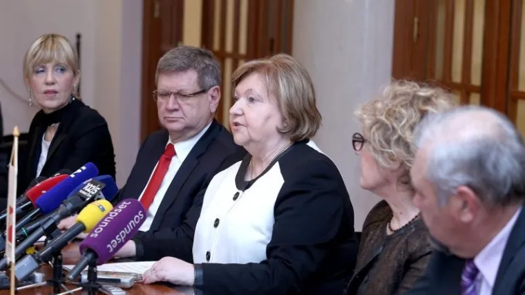 SDP predlaže da se za svako novorođeno dijete isplati naknada od 8.000 kuna