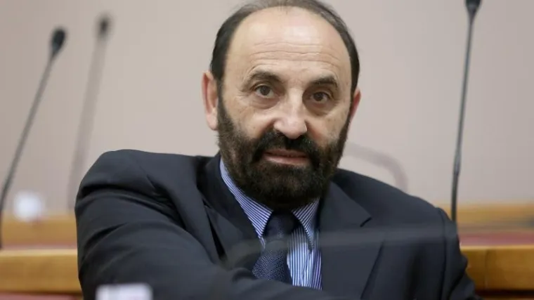 'Nisam išao preko reda, žurio sam se natrag pacijentima'