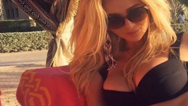 Seksi Ruskinja uletila omiljenom tenisaču na plaži