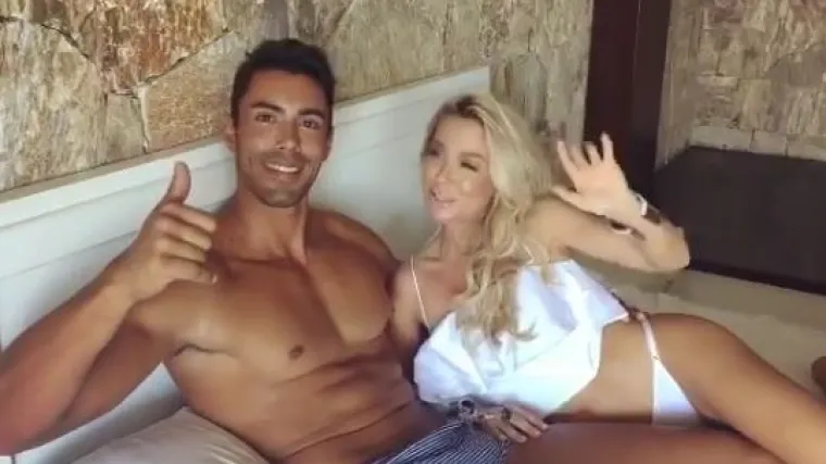 'Mama, ovo je moj novi dečko, samo on to jo&scaron; ne zna'