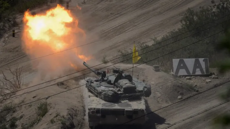 'Razvili smo oružje pred kojim će se neprijateljski tenkovi raspadati kao zrele tikve'