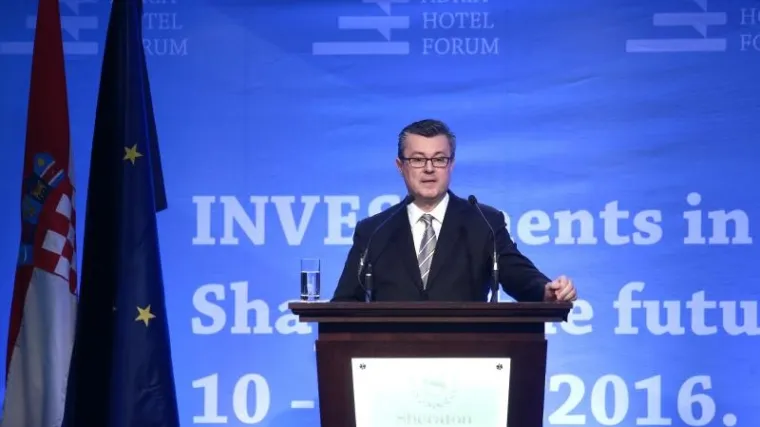 I Berlin od Ore&scaron;kovića traži brze reforme 'usprkos te&scaron;kom formiranju Vlade'