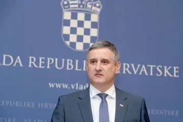 Karamarko tvrdi da će inzistirati na smanjenju plaća dužnosnicima