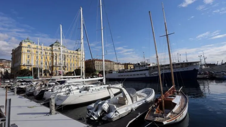 Slovenci i Mađari guraju Hrvatsku u izolaciju