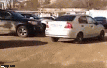 Pijana Ruskinja uspjela o&scaron;tetiti čak 17 automobila u 10 minuta