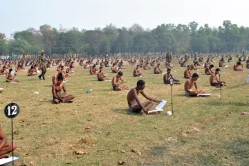 Pismeni ispit morali su polagati u gaćama iz vrlo prostog razloga