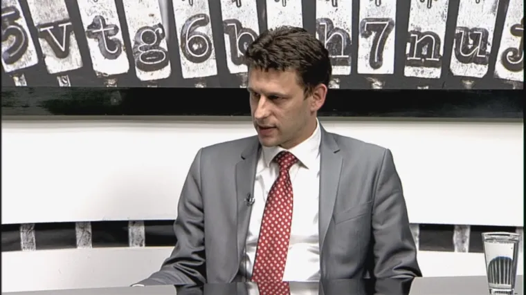 Petrov uzvratio Karamarku