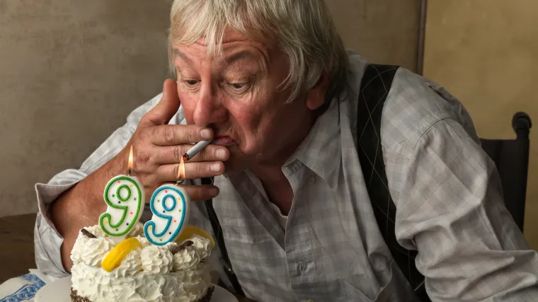 Za&scaron;to neki okorjeli pu&scaron;ači dožive sto godina?