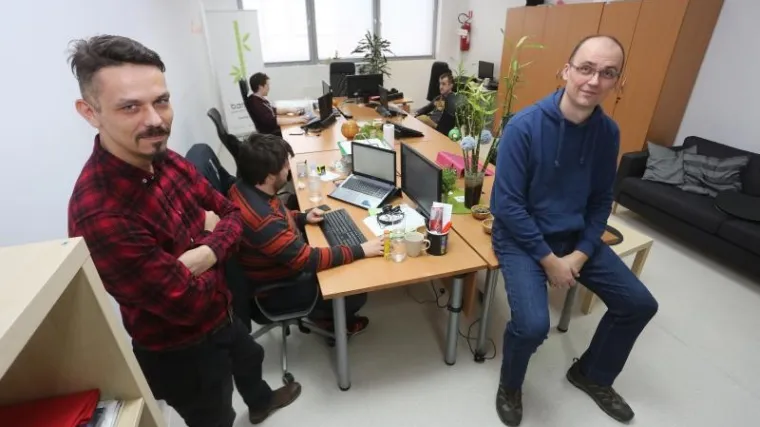 Na burzi je vojska nezaposlenih, a ovi ljudi nikako ne mogu naći radnike