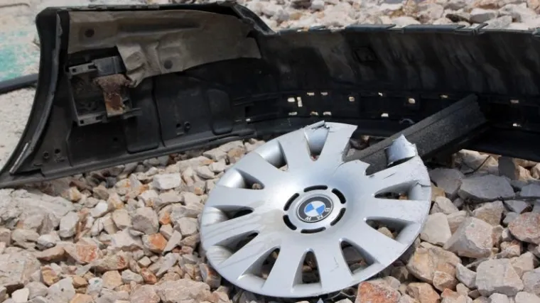 Slavio kupovinu novog BMW-a, pa njime sletio s ceste i poginuo