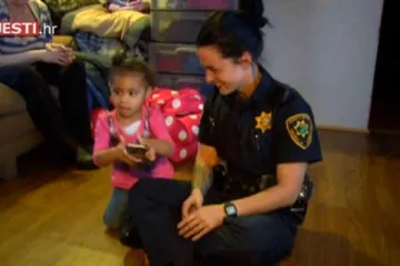 Djevojčica nazvala policiju jer joj je trebala pomoć s odijevanjem