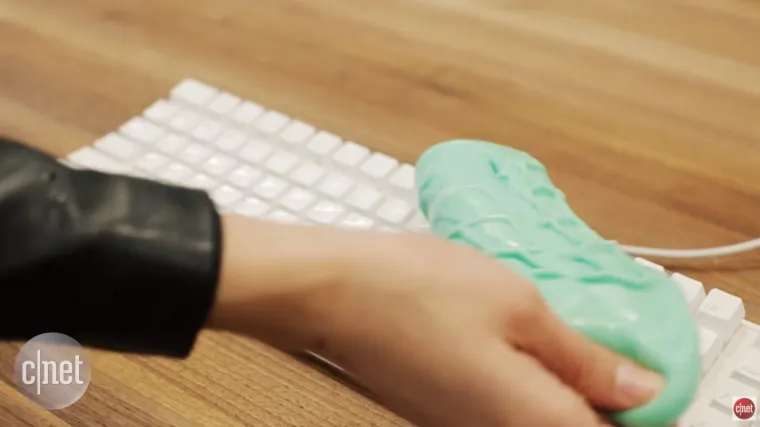 Kako najlak&scaron;e i najbrže očistiti tipkovnicu