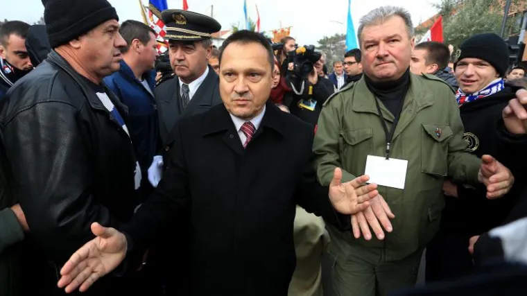 Zapovjednici 204. vukovarske brigade za novog ministra branitelja žele Branka Borkovića!