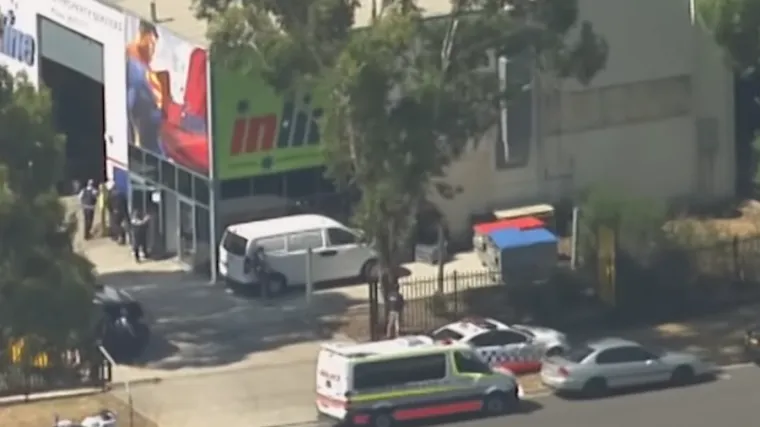 Mu&scaron;karac ubio jednog i ranio dvojicu pa si oduzeo život