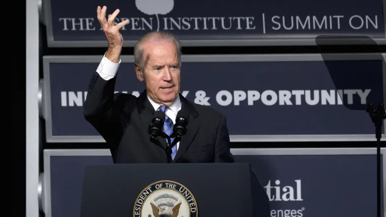 Biden pozvao Rusiju da smjesta oslobodi ukrajinsku pilotkinju Nadju Savčenko