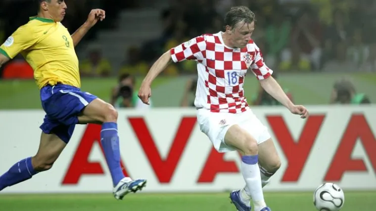 Ivica Olić uručio 'ko&scaron;aricu' izborniku!