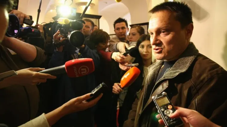 'Tražit ću ratnu odštetu od Srbije! Pozdrav Za dom spremni? Sve imate na mom Facebooku...'