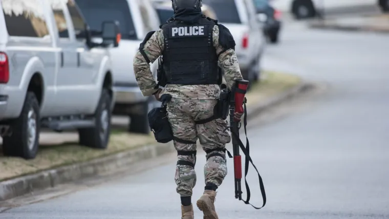 Krvoproliće na zabavi u SAD-u: dvojica mu&scaron;karaca otvorila vatru i ubila najmanje petero ljudi