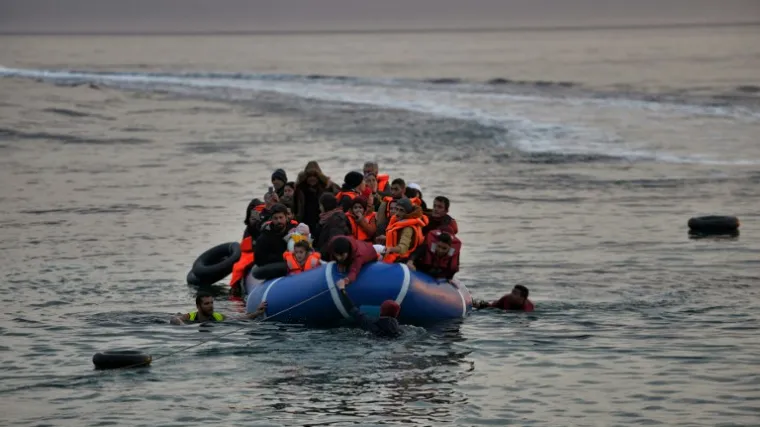 Utopilo se petoro migranata, među njima i tromjesečna beba