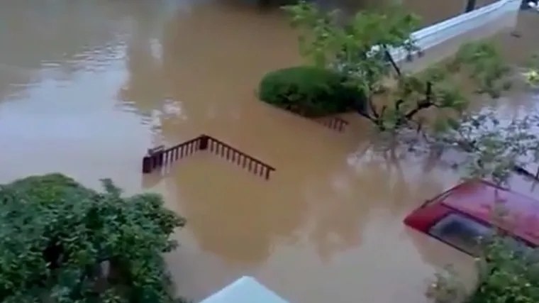 Zbog poplava u čitavoj Srbiji progla&scaron;eno izvanredno stanje