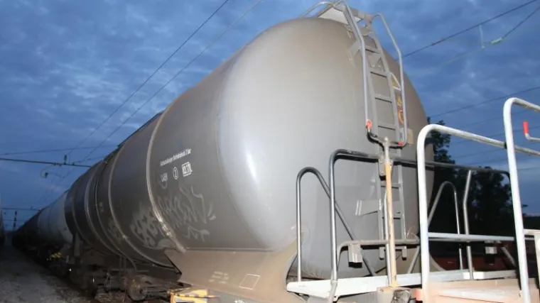 Nafta proključala dok ju je INA pretakala u vagone kod Ivanić Grada