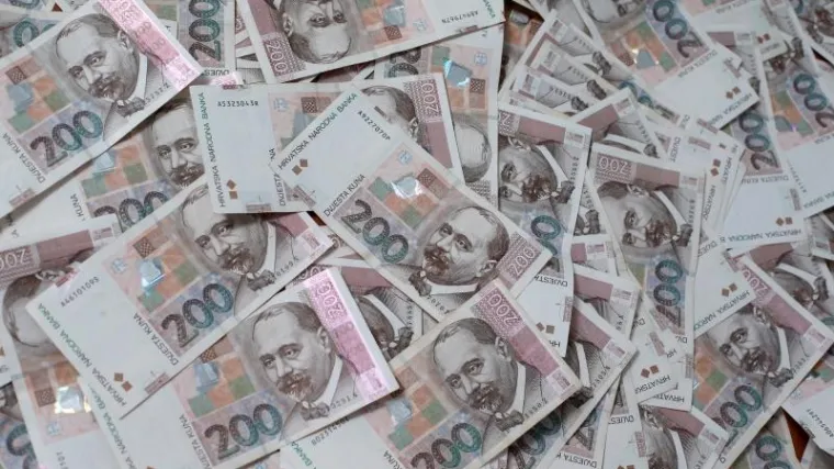 Građani u bankama drže 169 milijardi kuna