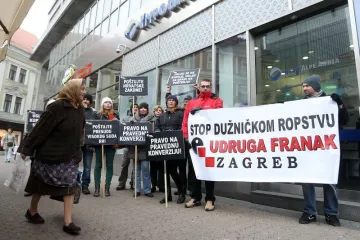 'HNB brine samo o interesu banaka, tražimo ostavku guvernera Vujčića'
