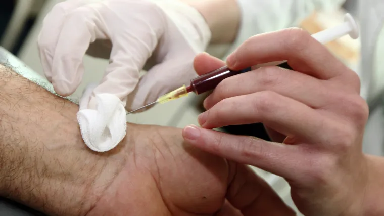 Revolucija u hrvatskom zdravstvu: nakon vađenja krvi nalaz stiže isti dan na mobitel!