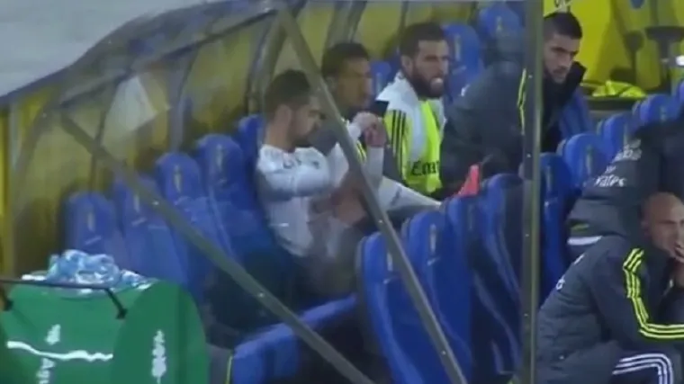 Modrićev i Kovačićev suigrač počeo divljati nakon &scaron;to je Mateo u&scaron;ao u igru