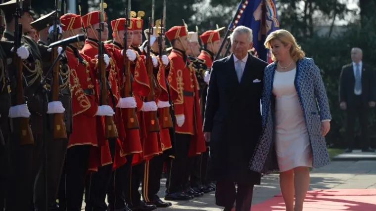 Princ Charles i Camilla stigli na Pantovčak, dočekala ih Kolinda