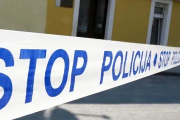 'Iza svega stoji moja kolegica'