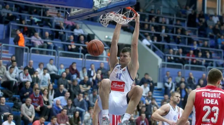 Jenisej tricom dvije sekunde prije kraja slavio protiv Cibone