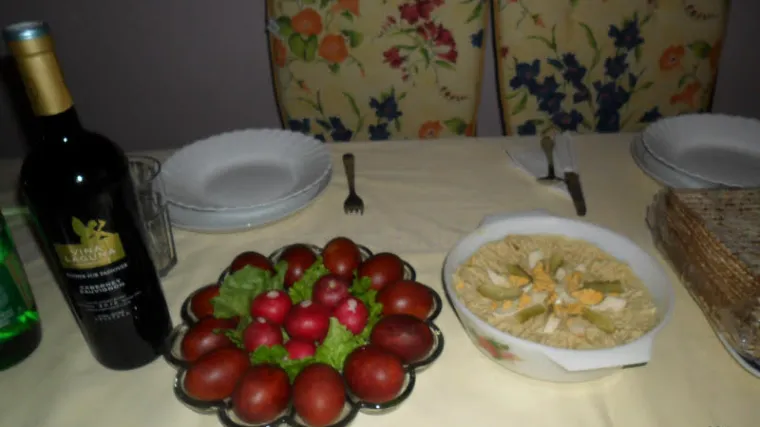 Ova slasna, lagana i jednostavna pa&scaron;teta idealno je predjelo za Uskrs