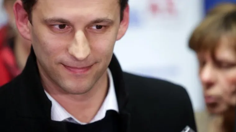 Uzeli Mesiću 600.000 kuna i dali ih civilnim invalidima rata