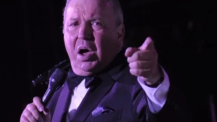 Sin Franka Sinatre preminuo tijekom turneje na kojoj je izvodio njegove pjesme