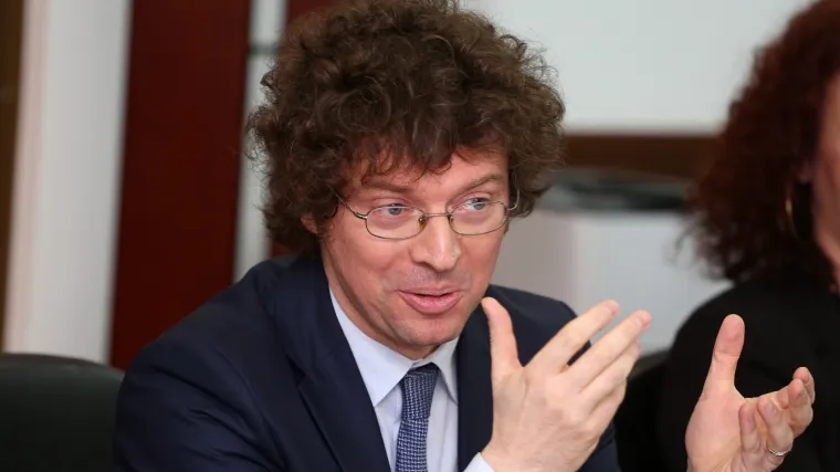 Šustar najavio mogućnost odgađanja eksperimentalnog uvođenja kurikularne reforme