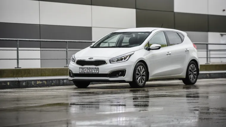 Troši kao Golf, juri kao Alfa