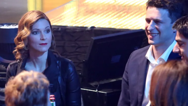 Prvo pojavljivanje u javnosti: Božo Petrov na Porin doveo suprugu Mašu