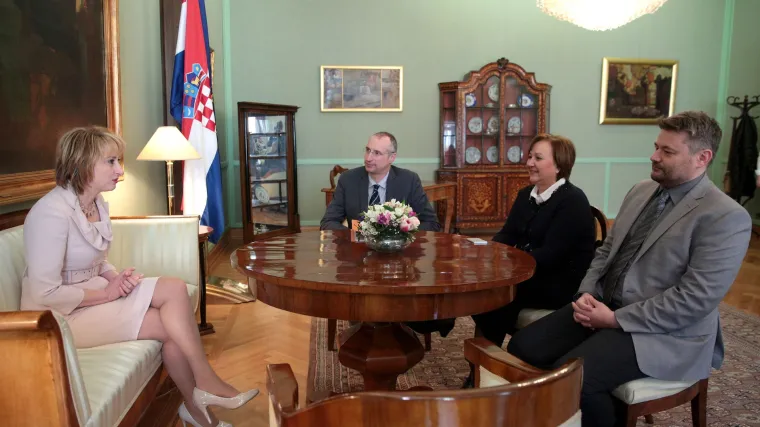 Znanstvenici Saboru predali peticiju 'Pretvorite znanost i obrazovanje iz gubitnika u dobitnike'