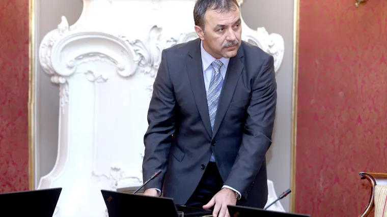 Ministar Orepić dio 'topničkih dnevnika' čuvao kao suvernir, predao ih tek na zahtjev policije
