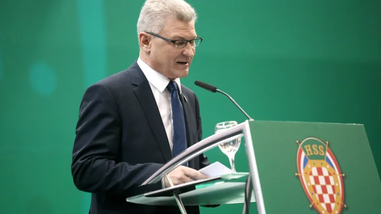 Nakon što nije ušao u drugi krug, Hrg poručio: 'Ne zavidim Matiću i Beljaku, moj favorit je HSS'