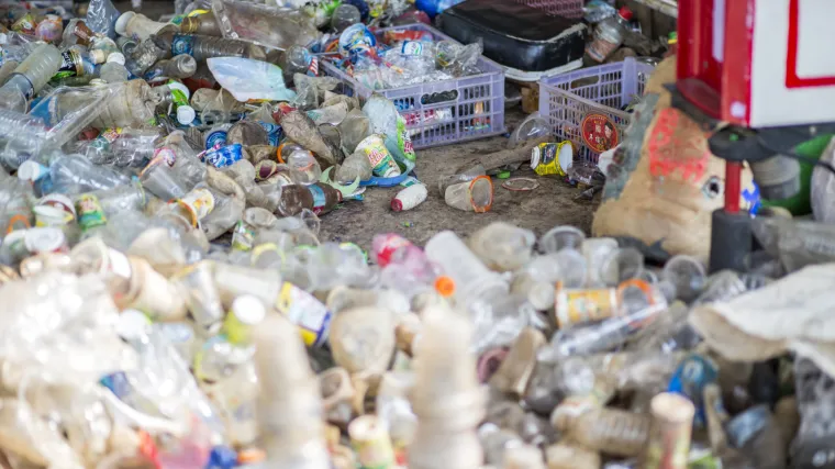 Znanstvenici otkrili bakteriju koja jede plastiku