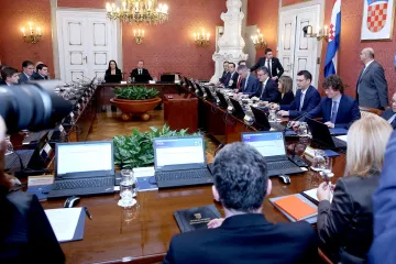 Bandić: 'Ja nisam farizej, a ni Boško Buha koji baca bombe, ja sam preiskusan i preodgovoran čovjek'