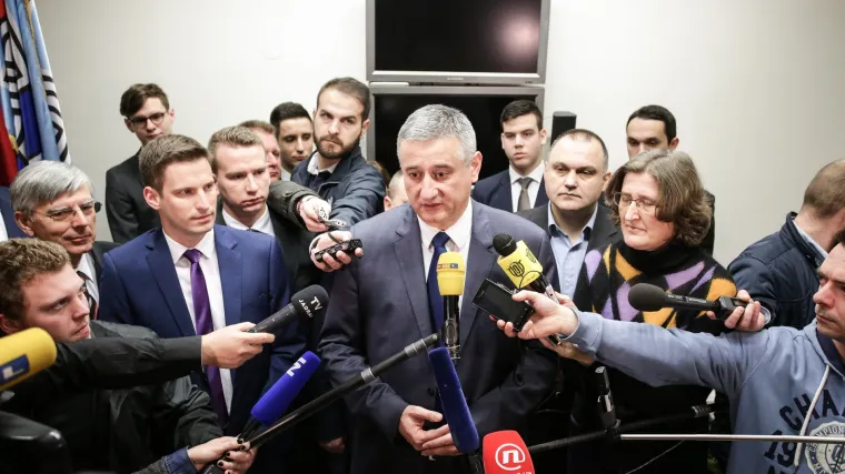 Karamarko komentirao Orepićevu fotografiju: 'I ja sam večerao s Gotovinom pa se nismo slikali'