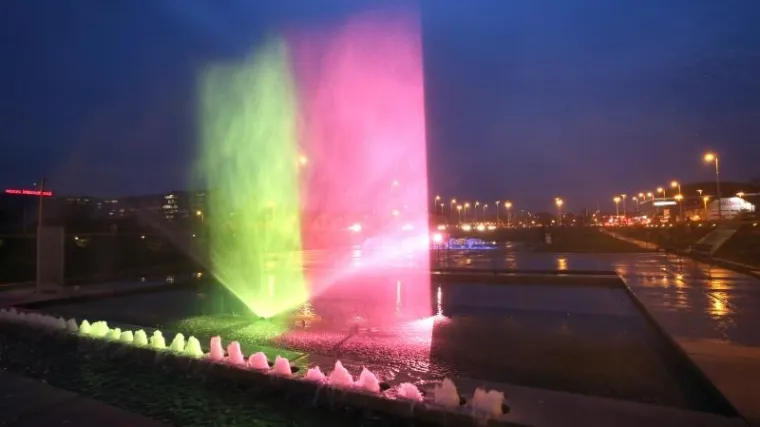 Fontane u Zagrebu u bojama belgijske zastave