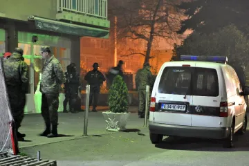 Policija BiH blizu granice pronašla eksploziv i tromblonske mine